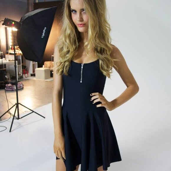 Blackmilk matte black effect LT racerback zipper dress - Picture 2 of 2